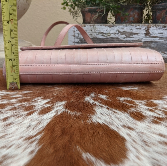 Vintage Pink Eel Skin Shoulder Handbag - Picture 4 of 9